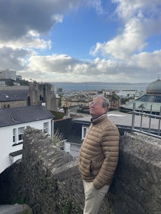 Kryzzer, quest creator on Questo